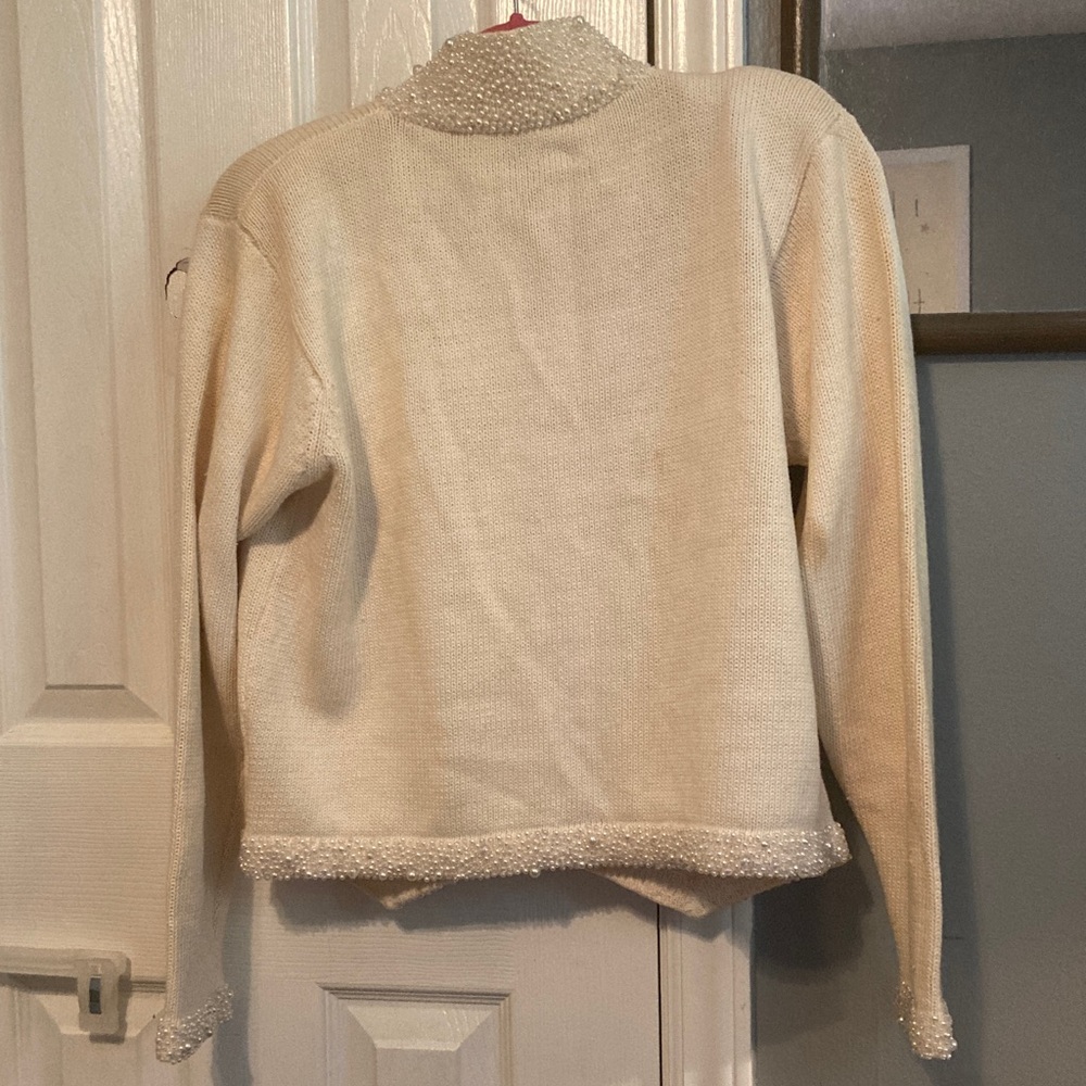 Lisa Nichols Elegant Cream Women's Blazer with Textured Details Size M - Picture 2 of 4
